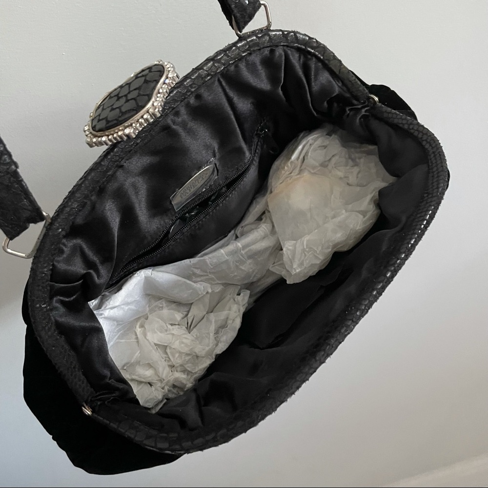 Adrianna papell black velvet handbag with snakeskin trim - Picture 10 of 11